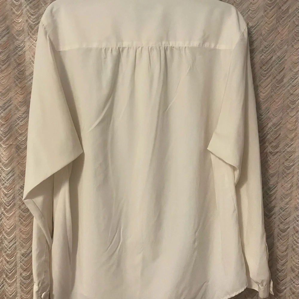 Embroidered Cream Blouse - Picture 3 of 4